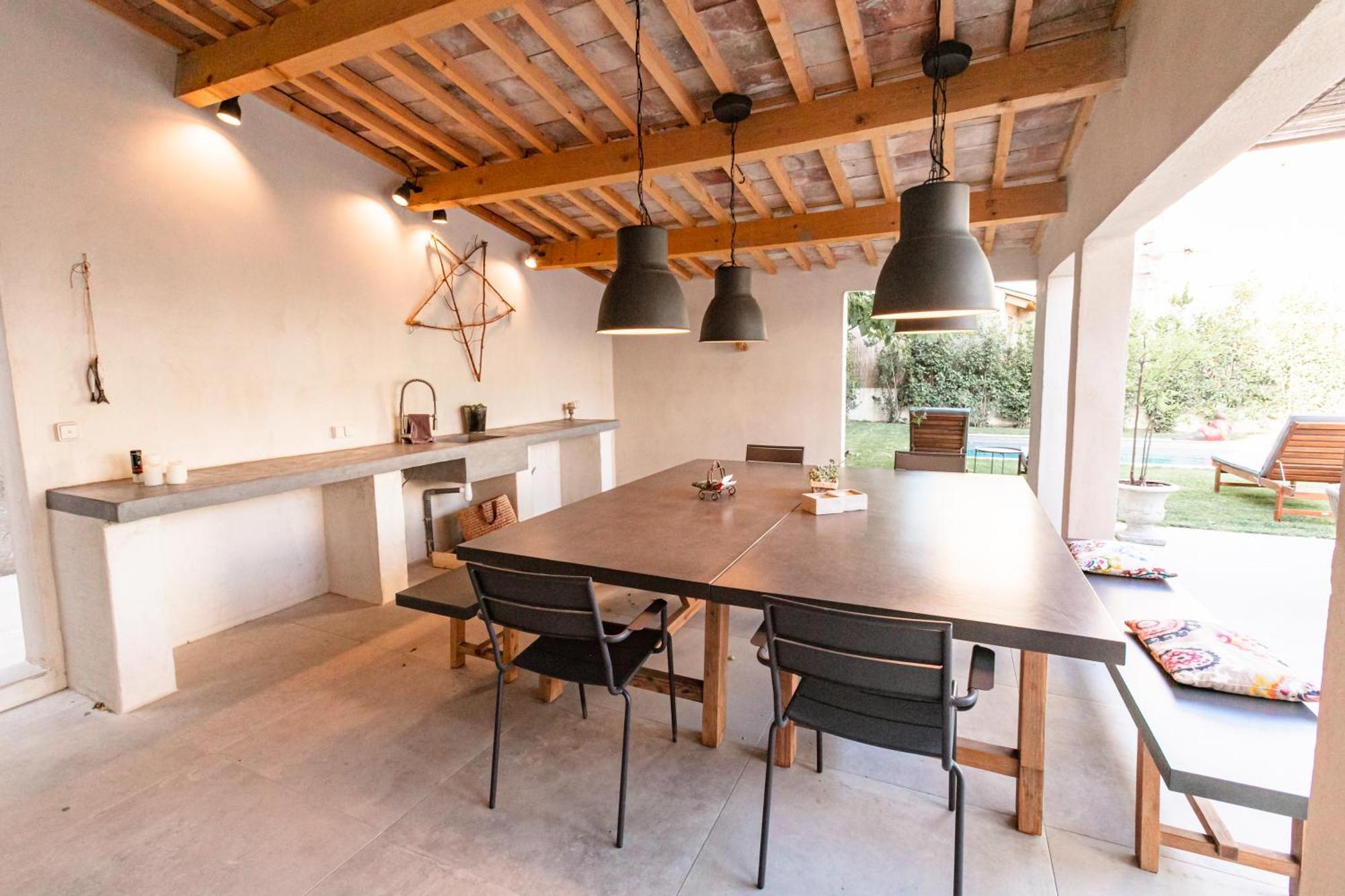 Gabrielle Jeanne Bed & Breakfast Maillane Bagian luar foto