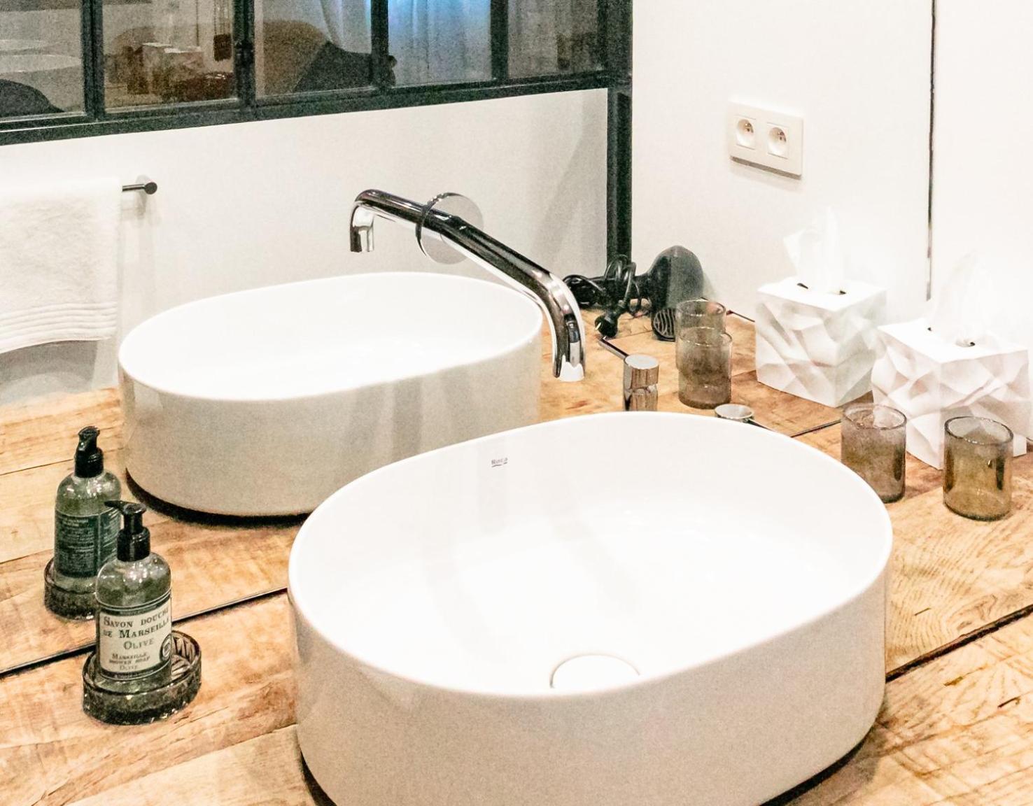 Gabrielle Jeanne Bed & Breakfast Maillane Bagian luar foto