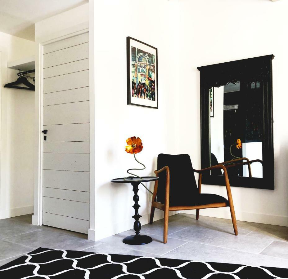 Gabrielle Jeanne Bed & Breakfast Maillane Bagian luar foto